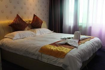 Zhengzhou Love Theme Hotel Jicheng  ภายนอก รูปภาพ